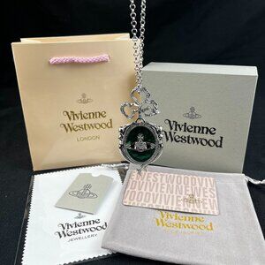 Vivienne Westwood Pendant Necklace - A Timeless Fashion Statement